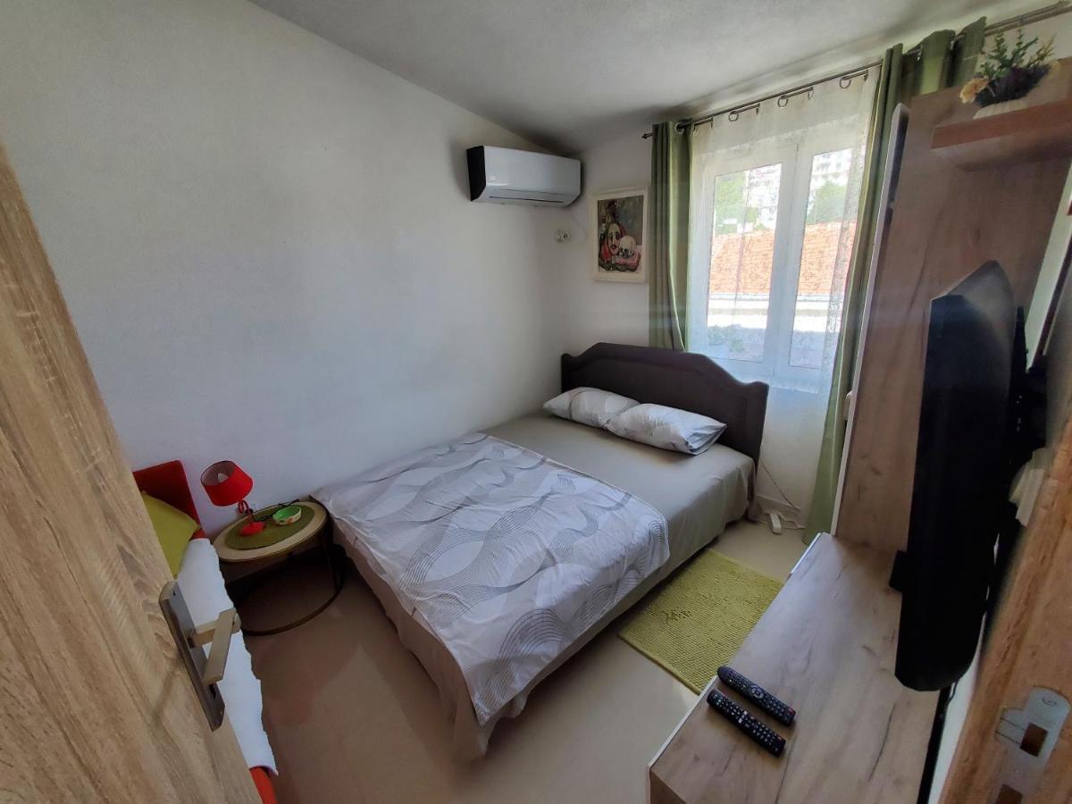 Apartmani Liki Ulcinj Exterior photo