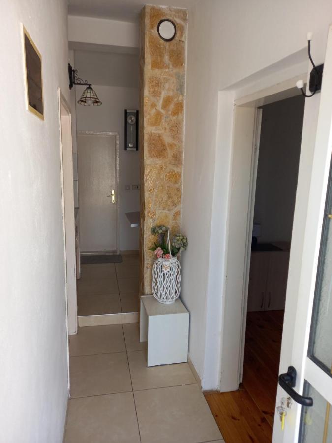 Apartmani Liki Ulcinj Exterior photo