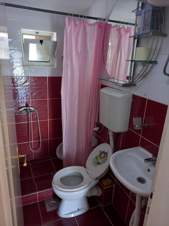 Apartmani Liki Ulcinj Exterior photo