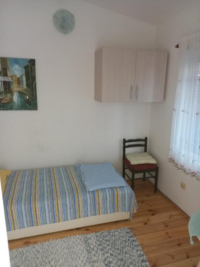 Apartmani Liki Ulcinj Exterior photo