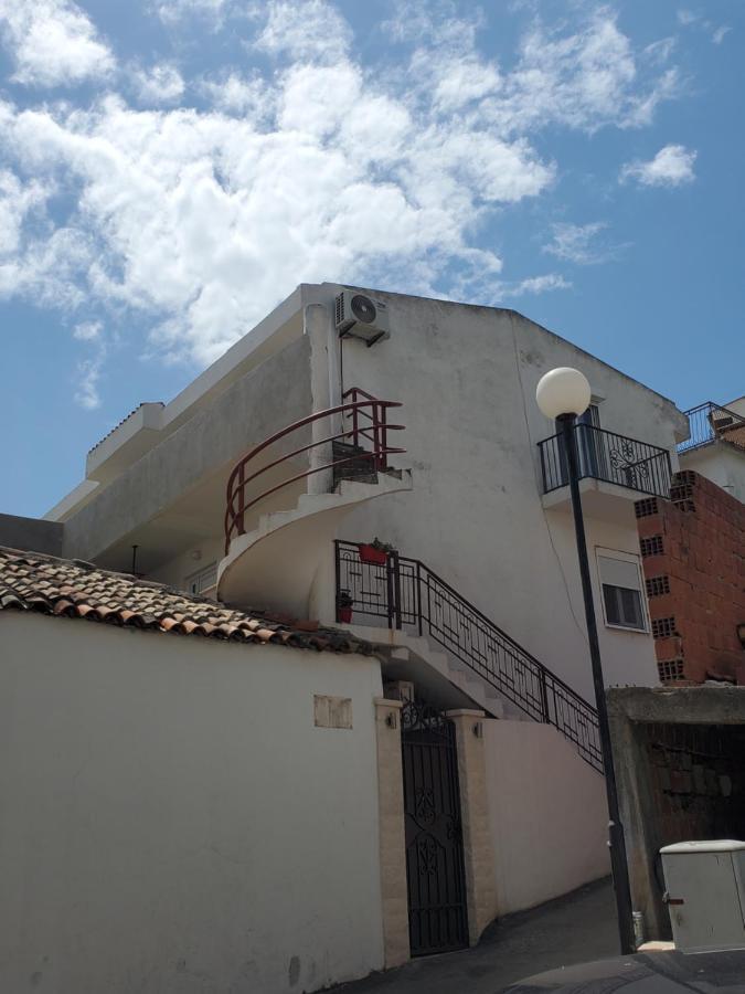 Apartmani Liki Ulcinj Exterior photo