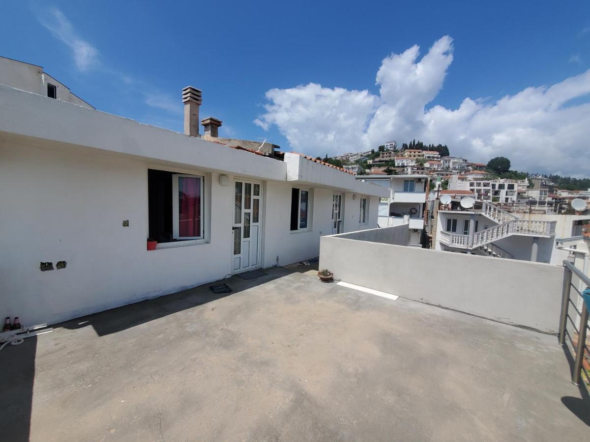 Apartmani Liki Ulcinj Exterior photo