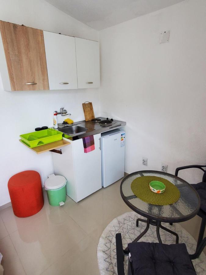 Apartmani Liki Ulcinj Exterior photo